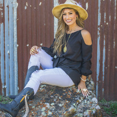 Matte Gold Cuff Earring w/ Genuine Freshwater Pearl Dangle 200n