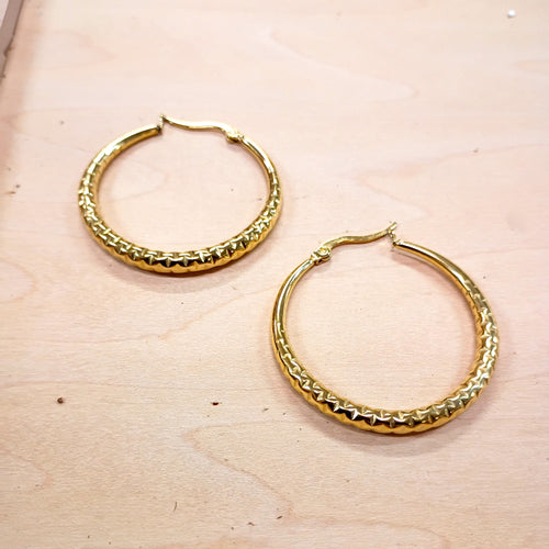 Medium Stainless Steel Engraved Hoop Earrings 14K Gold Plating 200d
