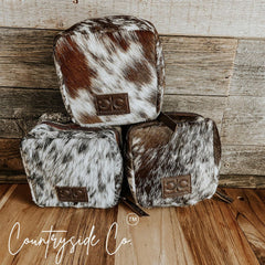 CSC - Cowhide Organizer Pouch