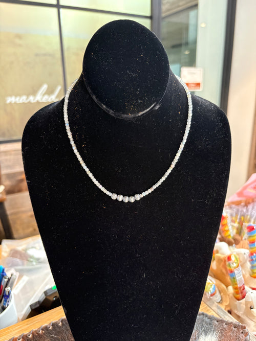TBH Petunia Necklace - Labradorie